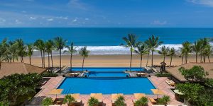 Bali’s Top Luxury Beachfront Resort: The Legian Seminyak