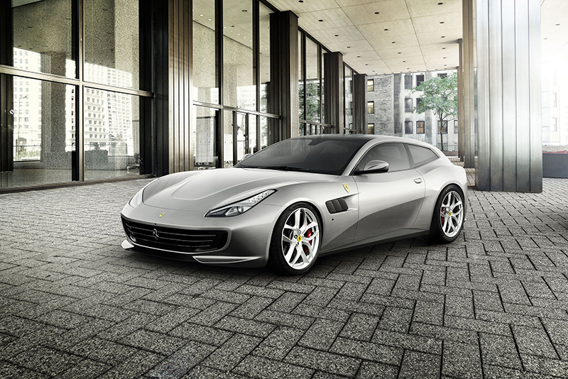 【新品】Ferrari GTC4LUSSO T カタログ Ferrari GTC4Lusso T: Family Supercar - LUXUO SG