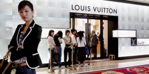 China’s middle class stampede for luxury handbags